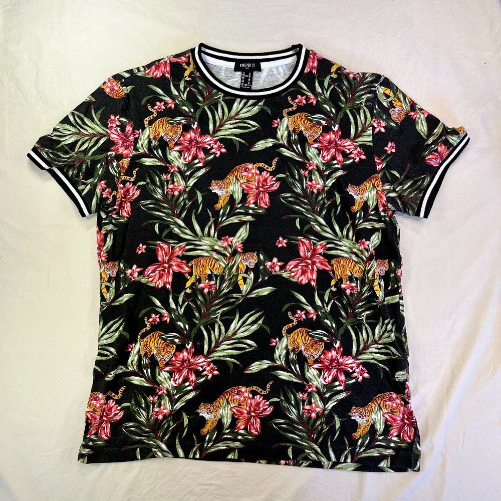 Forever 21 Men’s Medium T-Shirt (Black w/ jungle cat + floral pattern)